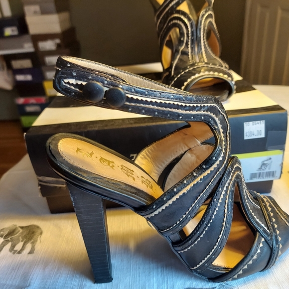 LP SANDALS 25S IN WARM BEIGE LAMBSKIN